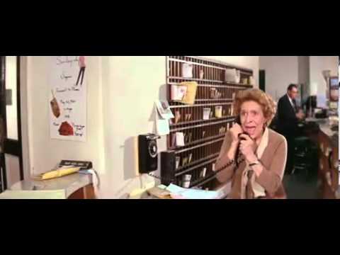 Le Gendarme à New York ( bande annonce )