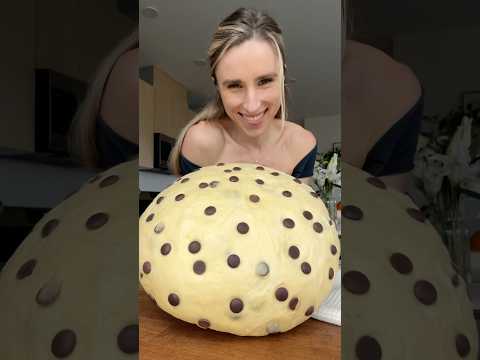 Panettone and hot chocolate? ☕️🤎 #pastry #panettone #baking #dessert #sourdough