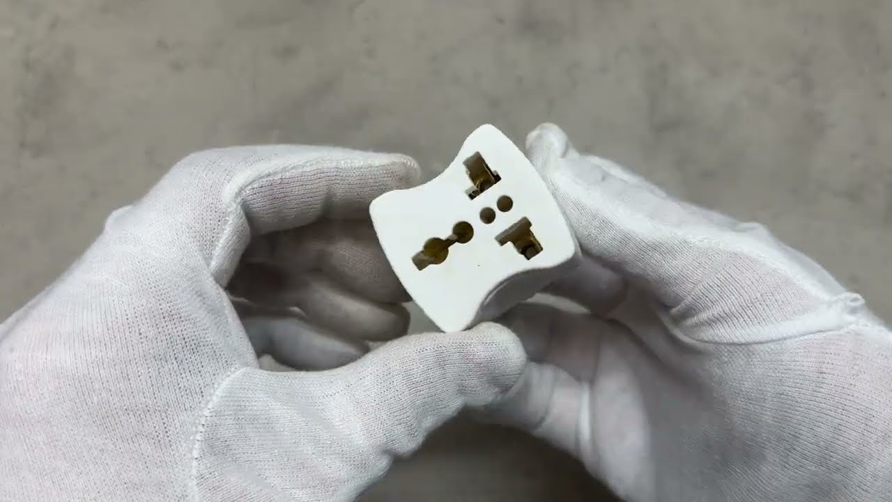 Переходник универсальный NEOMAX NX1028 белый