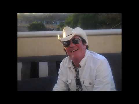 TINA GREY FROM RED CARPET DRIVE INTERVIEWS MICHAEL MADSEN AT GBK GOLDEN GLOBES LOUNGE