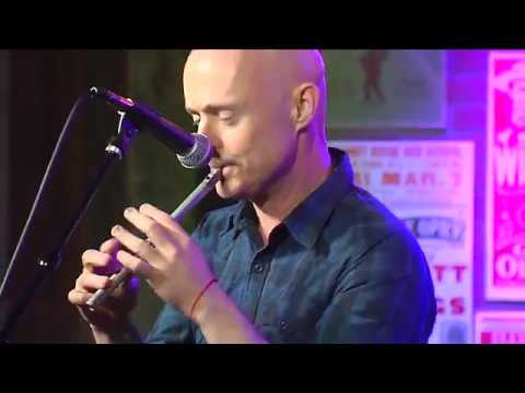 Brian Finnegan & Joseph Carmichael    Irish Medley