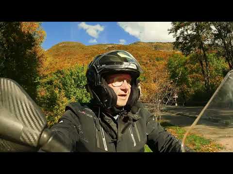 Week-end découverte Annecy, la Venise des Alpes: Pont de l'abîme et tours saint Jacques