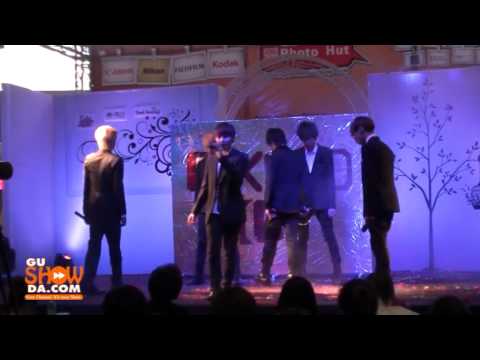 Photohut Coverdance 2012 Exsosix Cover B2st