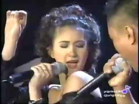 Andrew E. And Rica Paralejo My banyo Queen