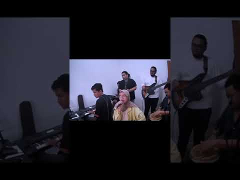 Live Youtube Salma Salsabil - English man in New York