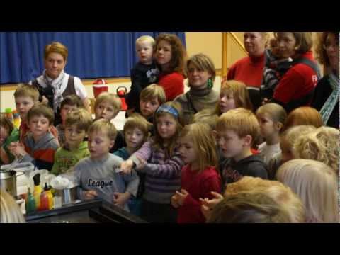 Das Salz und Zuckerland in der Grundschule Preußisch-Ströhen mit Radio Westfalica