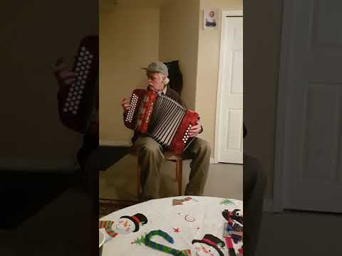 Joy to the World on accordion