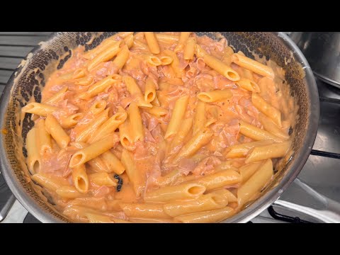 Penne al baffo 😋🇮🇹🍝#pasta #cucinelli #cookingpasta #cooking #cucinafacile 