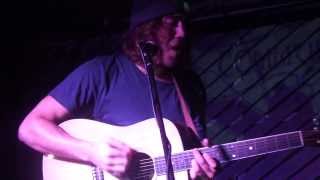 Matt Corby - &#39;Runaway&#39; (Live at Notting Hill Arts Club, London - 02.09.2012)