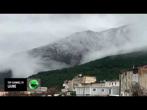 Top Channel/ Rikthehen reshjet e dëborës në Bulqizë, zbardhen edhe zonat malore