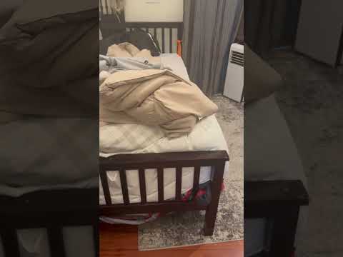 Homeaglow - Paid for 4 house and she only cleaned the bathrooms