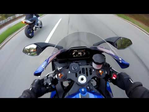 R1 and R1s vs 2018 gsxr1000 with cop chase!! Video
