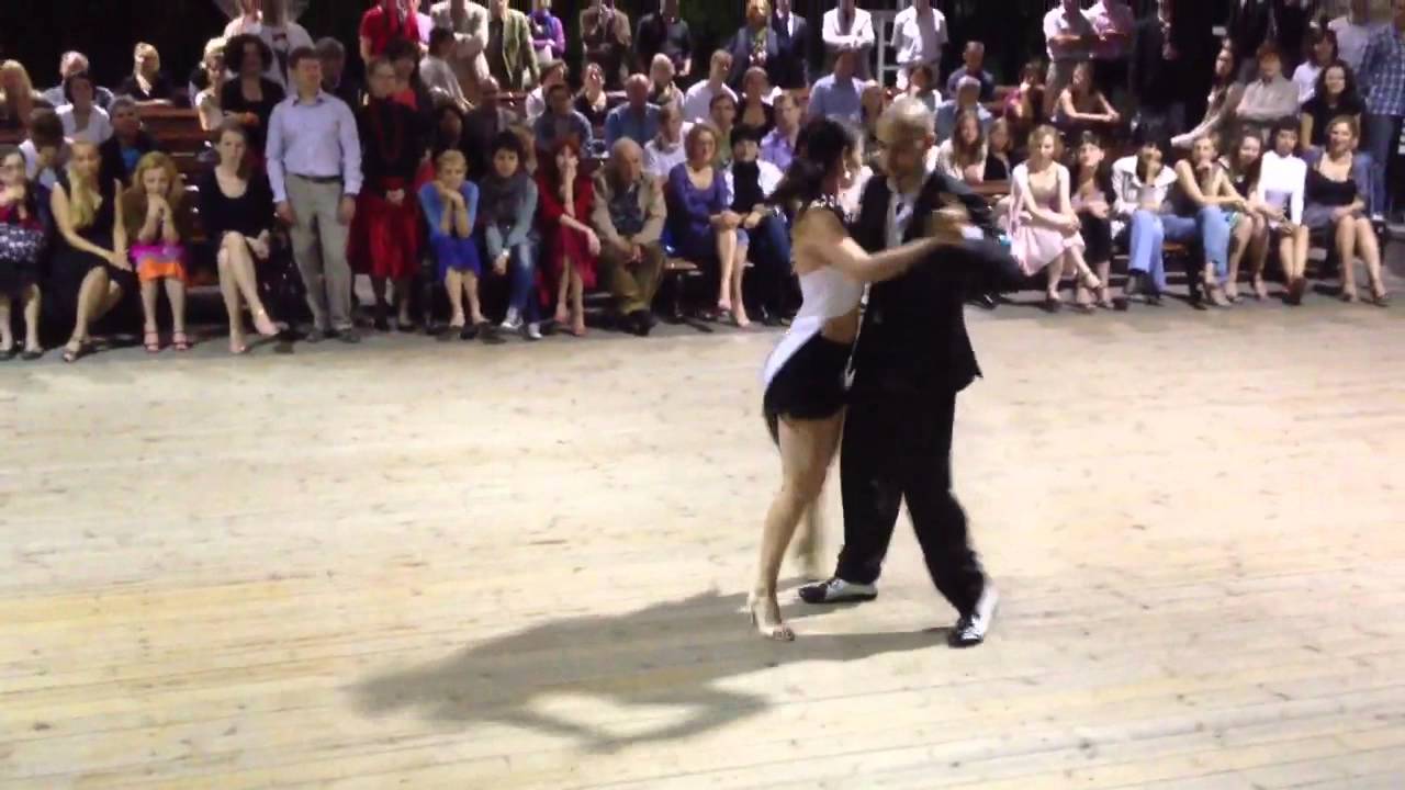 Video thumbnail for Mila Vigdorova and Jens Kruger perform at Ekaterininskiy pa