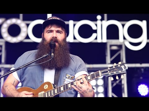 Clean Cut Kid - We Used To Be In Love (Reading + Leeds 2016)