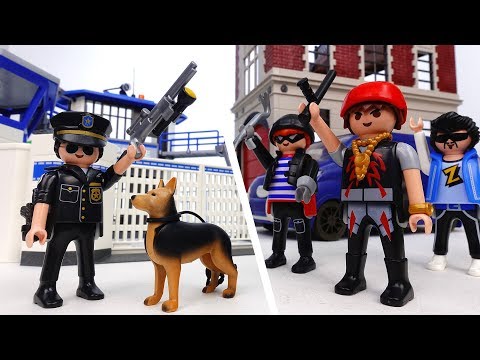 Jail Break from the Police Station~! Police Officer Please Catch Them - ToyMart TV