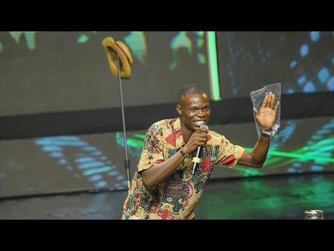 Talking drum delivers an incredible comic performance and earns a loud ovation from the hall | DTH