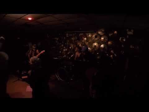 HOLY GRINDER @ VERNS