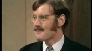 Monty Python - The man who is alternately rude and polite