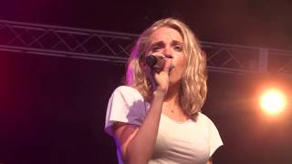 Danielle Bradbery - Wild Boy + Sway Freedom Fest 2018 Hurlburt AFB Florida