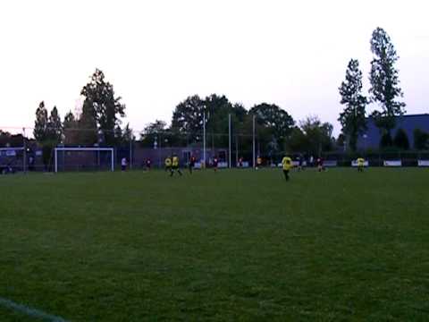 Uchta Da1 - Edesche Boys Da1 - 29-04-2009 - Doelpunt Martina Manusiwa