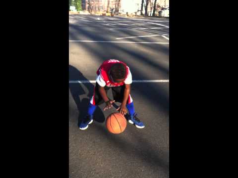 Noah M Bruce - Ball Handling (7 years old)