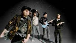 Fall Out Boy - Fame Infamy (slide-show)