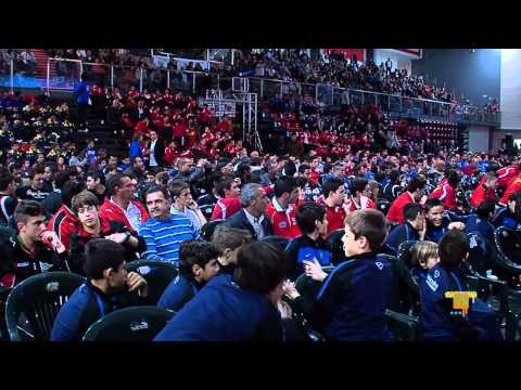 23/03/12 – Ángel M. Villar presidió la Gala de entrega de Trofeos de la FFCV en la Nucía.