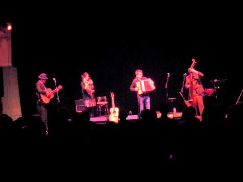 Alan Kelly Gang: Journey's End