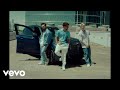 FABRO - Suelta, Sola y Tranquila (Official Video) ft. MYA