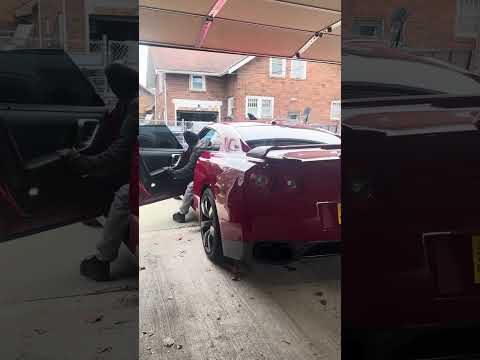 Nissan GTR exhaust sound with Nismo Exhaust straight pipe