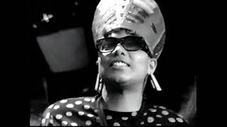 Queen Latifah - Dance For Me