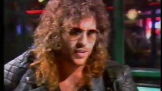 Kip Winger in Alice Cooper (rare footage!)