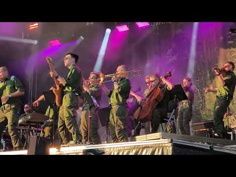 Varusmiessoittokunnan Show Band - Mon chéri. MILjazz 2024, Tampere