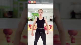 Tự vệ bằng dây nịt | Ben Eagle | #Shorts Tự vệ bằng dây nịt | Ben Eagle | #Shorts