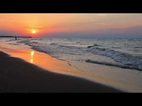 Post-Sunset Glow on the Beach PART II - White Noise ASMR, 4 hours at 4K