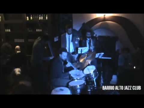 Live at Barrio Alto Jazz Club - Francesco Ciniglio plays Monk