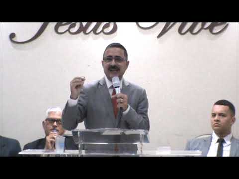 Pr. Rogério Araújo. de São Paulo. Ministrando na AD. Minis. Catanduva, EM Cândido Rodrigues SP.