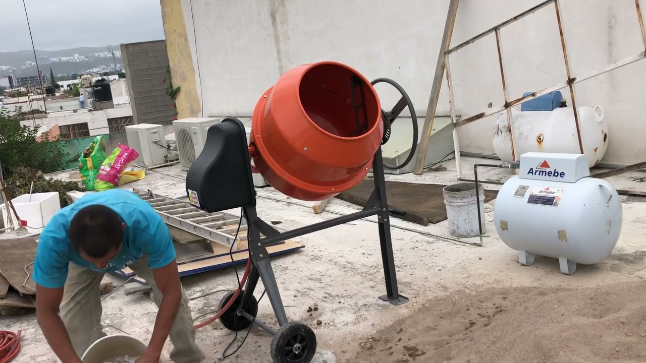 Poniendo a prueba revolvedora 1/2 saco