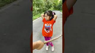 Download lagu Tren TikTok 😂😂 Keluarga LeoNata #shorts mp3 Download lagu Tren TikTok 😂😂 Keluarga LeoNata #shorts mp3