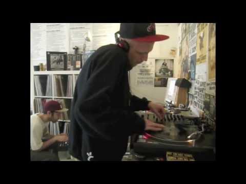 BeatPete  Vinyl Session - Part # 16 - MPC Special feat Simiah - Presented by WORD IS BOND & HHV.DE