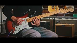 Video thumbnail for FENDER Made in Japan Traditional 50s Stratocaster Maple Fingerboard by 三木楽器 / MIKIGAKKI 公式チャンネル