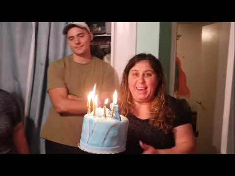 David Dobrik - Alex Ernst blow out the candles