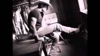 Brad Paisley - A Man Dont Have To Die