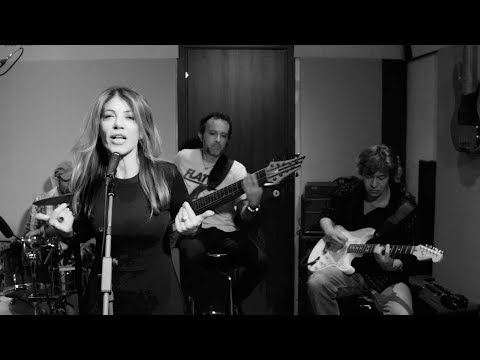 Linda Gambino - Revolution (Official Video)