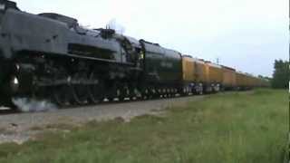 preview picture of video 'Union Pacific 844 Powell, Texas April 16, 2012'