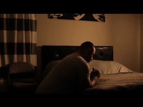 Bizzo The Hustler - How To Hussle Ft. King Trip, Lil Bonez (Official Music Video)