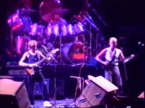Mike Oldfield - Tubular Bells part 1 (Wembley, 22-July-1983) HQ