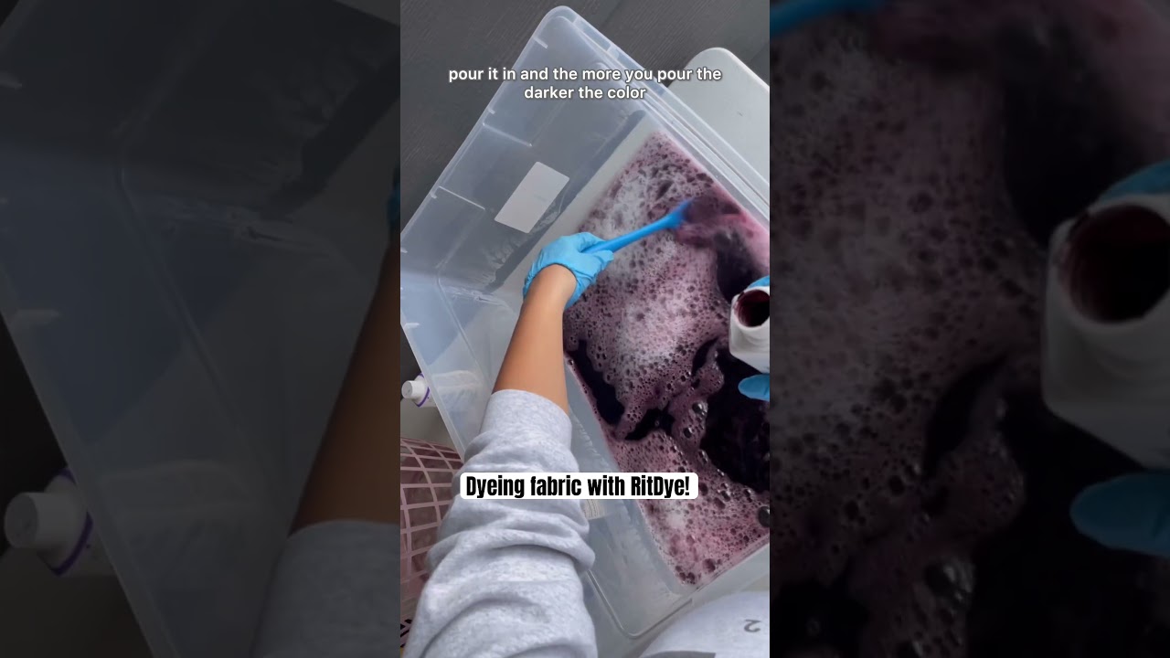 Dyeing fabric with Rit Dye #howto #dyeing #dyeingfabric #dyeingclothes