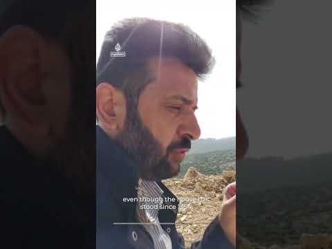Armed Israeli settlers try to break into Palestinian grandfather’s home | AJ #shorts