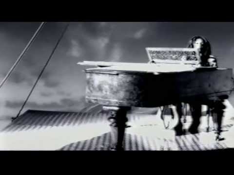 DONNA SUMMER (Mlle Lucy Tribute Megamix)